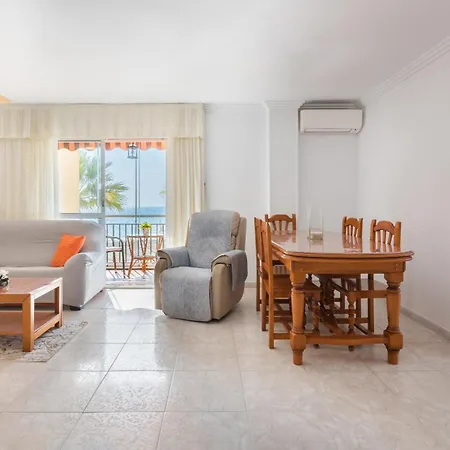 Apartment Wintowinrentals Spectacular Sea Views On The Beachfront *
