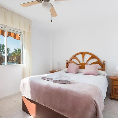 Apartment Wintowinrentals Spectacular Sea Views On The Beachfront Rincon de la Victoria