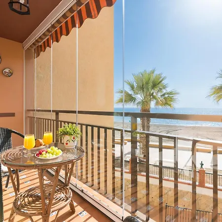 Wintowinrentals Spectacular Sea Views On The Beachfront Rincon de la Victoria