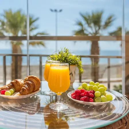 Wintowinrentals Spectacular Sea Views On The Beachfront *