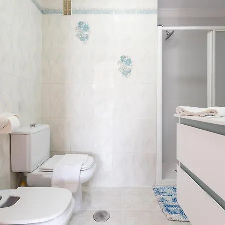 Apartment Wintowinrentals Spectacular Sea Views On The Beachfront *