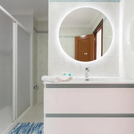 Apartment Wintowinrentals Spectacular Sea Views On The Beachfront *